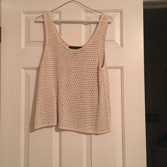 Knit sweater with matching tank. - Picture 2 of 8